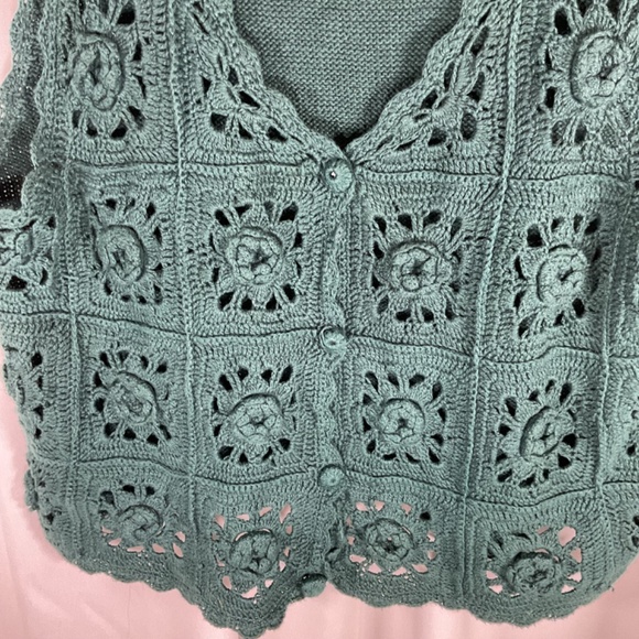 Vtg Cherry Stix Hand Knitted Crochet Cottagecore Sweater Vest Cropped Green OSFA - Picture 4 of 6